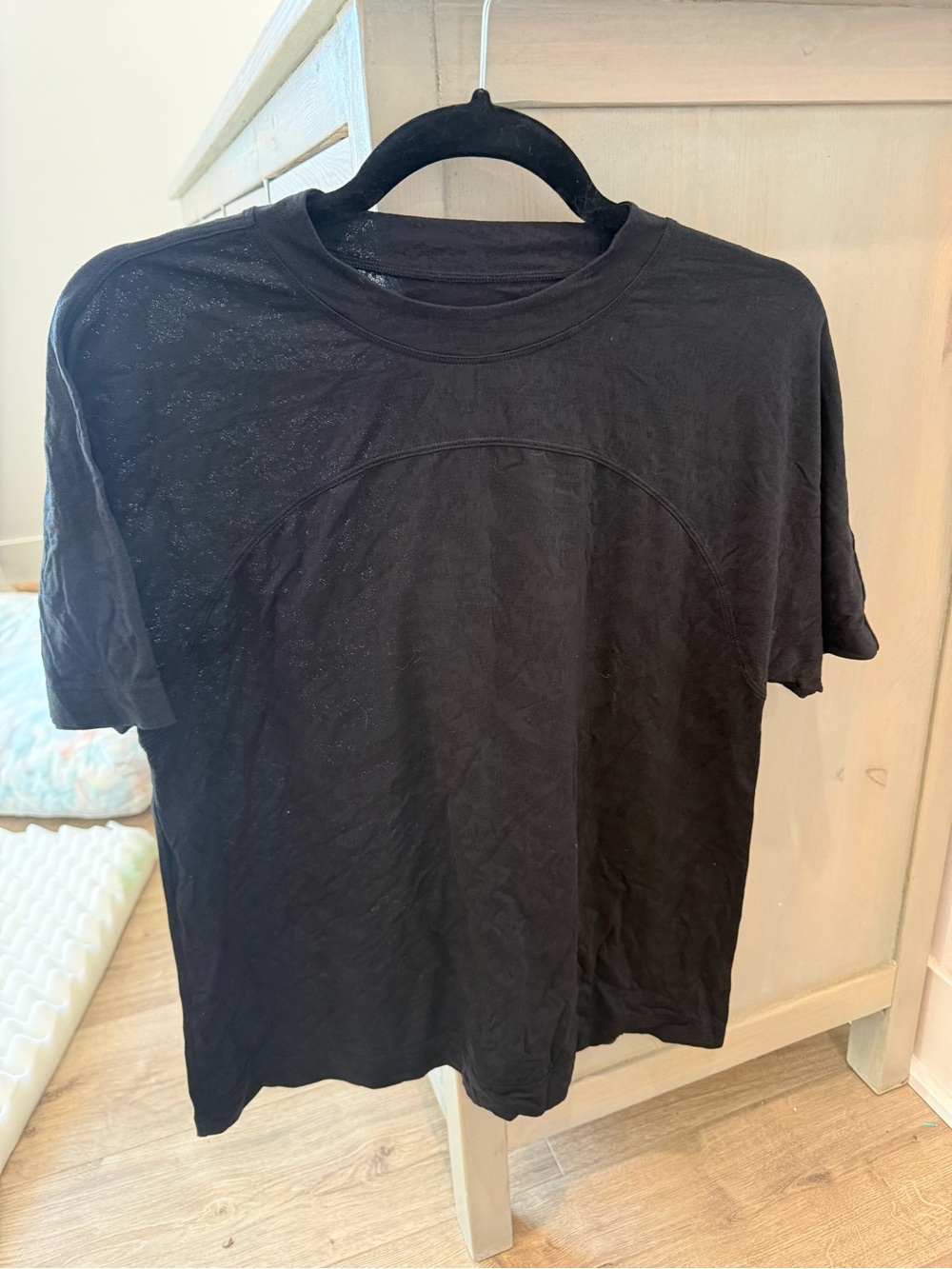 lululemon athletica Black Short-Sleeve Tee